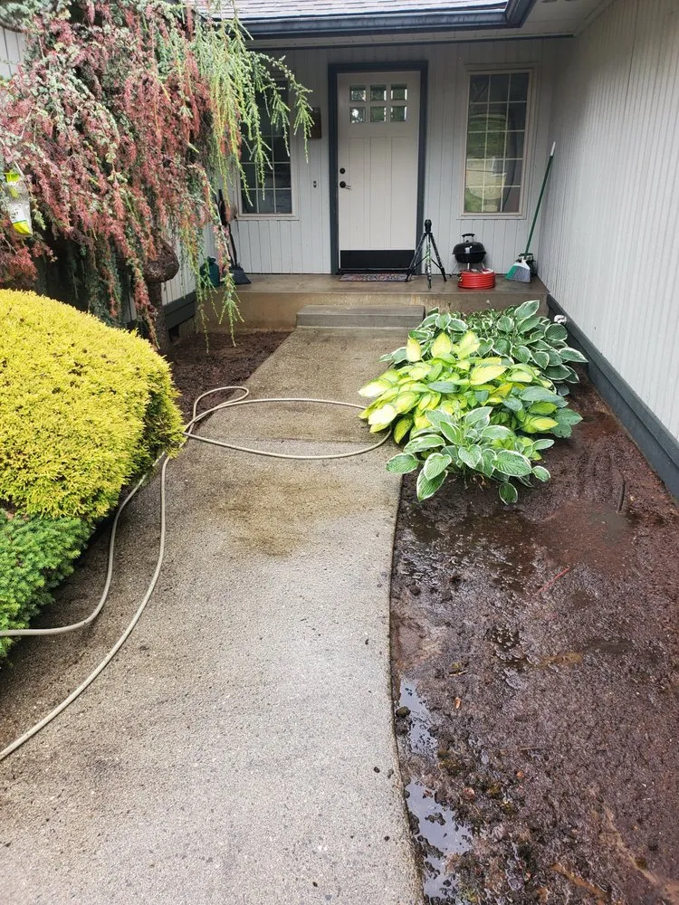 Top-rated landscape installation near you in Marysville, WA by Prominent Landscape Maintenance & Construction