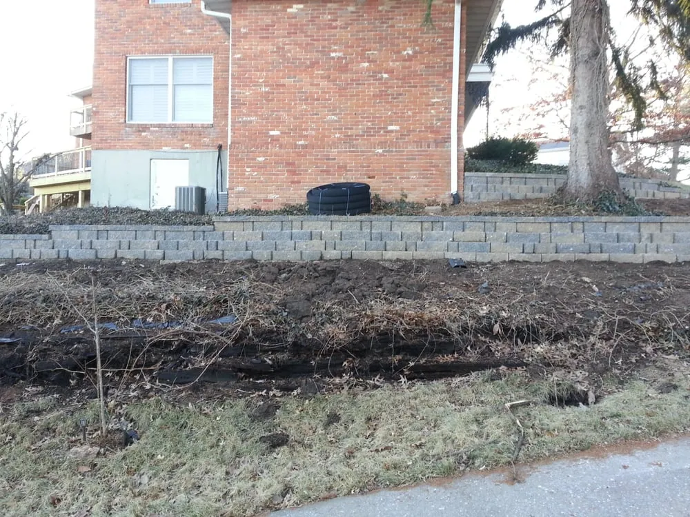 Local outdoor landscaping for beautiful yards in Fulton, MO by Promow Turf Management & Landscaping