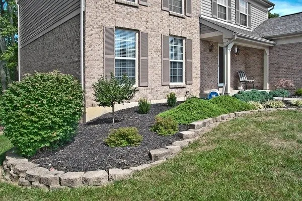 Top-rated garden landscaping near you in Overland Park, KS by Proper Lawn Care