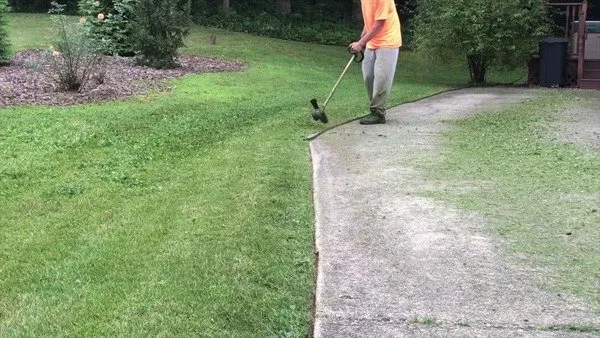 Local lawn mowing service in Overland Park, KS - Proper Lawn Care