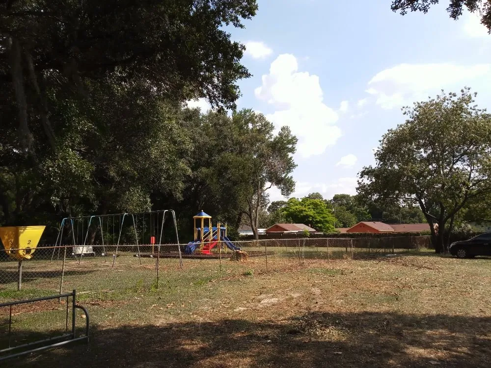 Trusted yard maintenance in Brandon, FL - Proper Property Maintenance & Landscaping