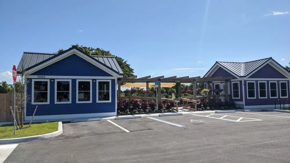 Affordable outdoor landscaping experts serving Fort Myers, FL - Property Care Landscapes