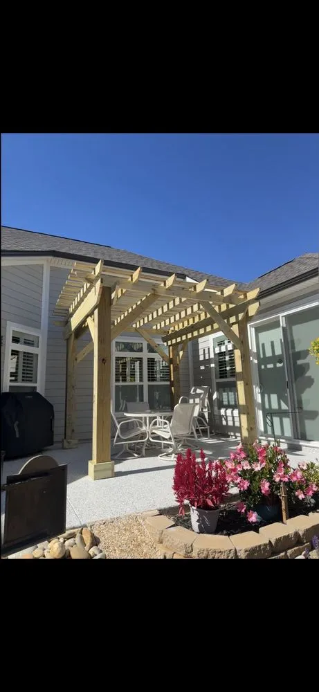 Affordable landscaping services for year-round maintenance across Lenoir City, TN - Property Docktors