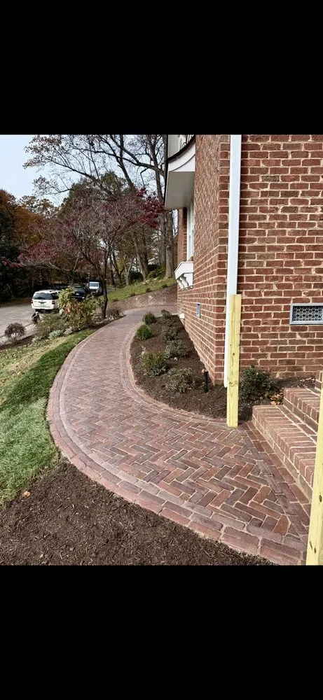 Top-rated landscape installation experts serving Lenoir City, TN - Property Docktors