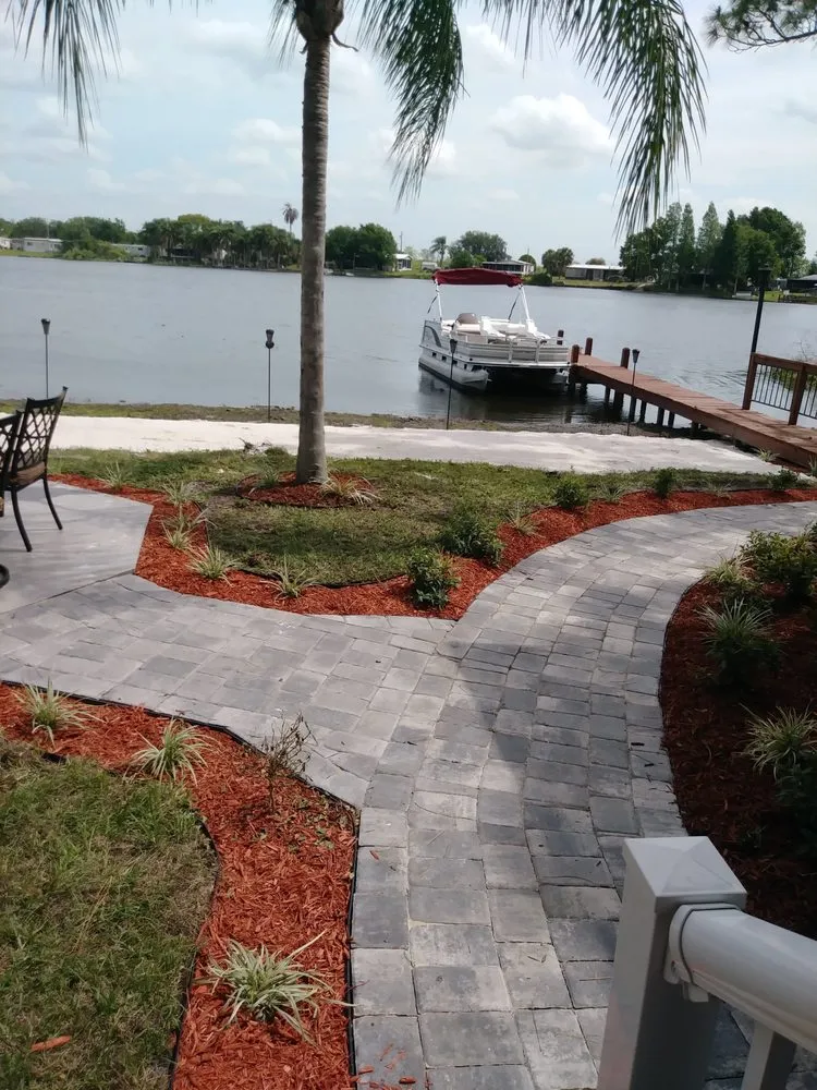 Professional lawn care service experts serving Bartow, FL - Property Preservation Management