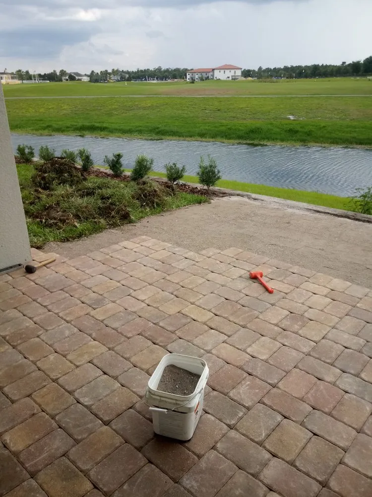 Custom lawn mowing service in Bartow, FL - Property Preservation Management