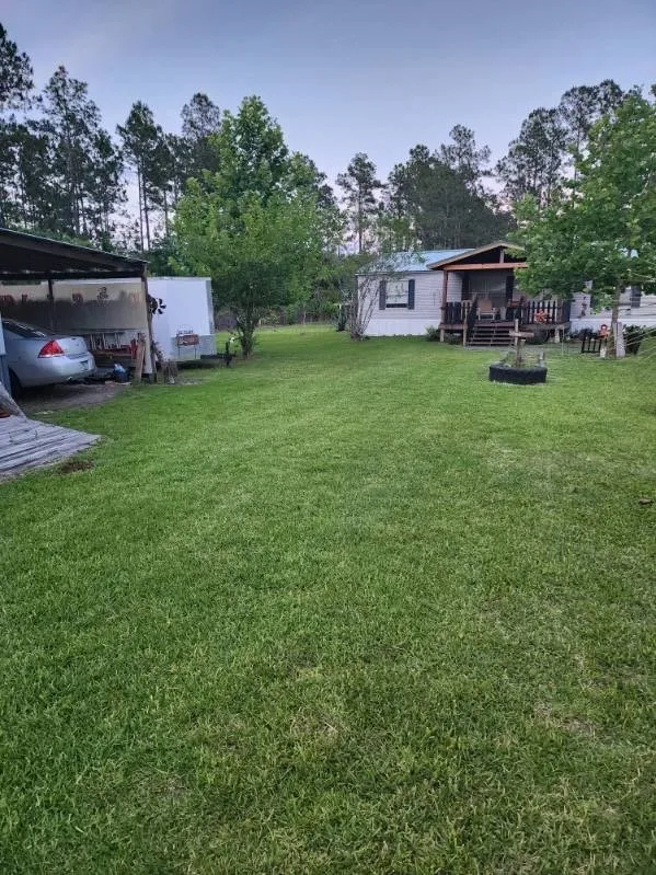 Expert lawn mowing service experts serving Hastings, FL - Property Pros Lawn Service