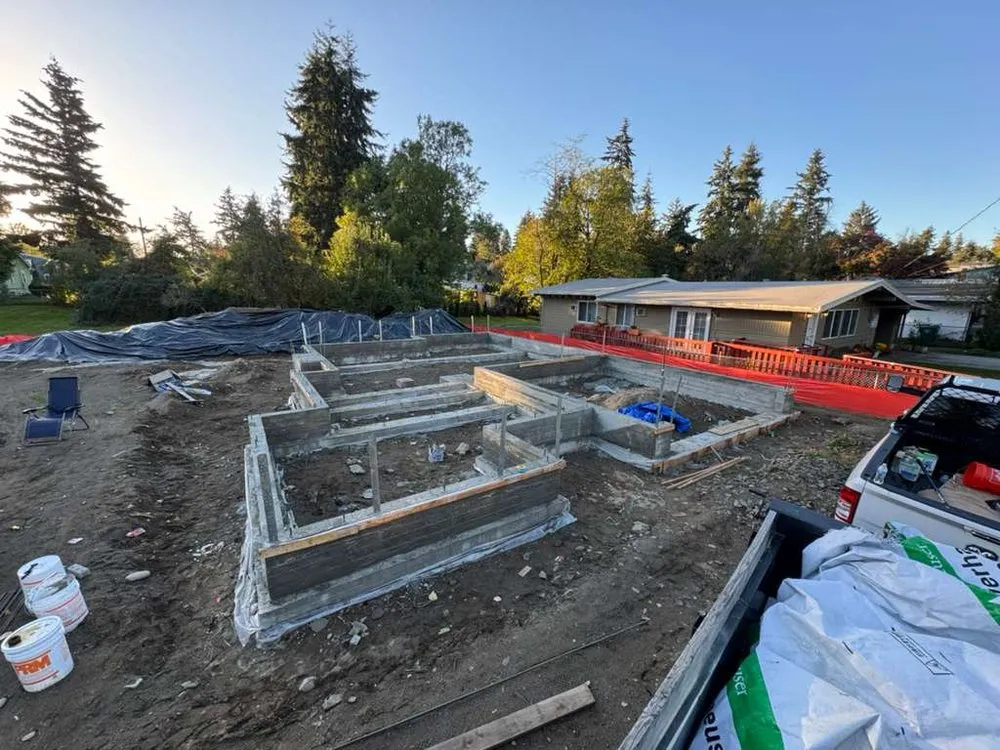 Local yard cleanup service in Lake Forest Park, WA by PRORAB Construction & Remodeling