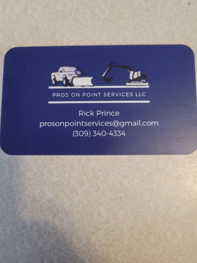 Custom lawn mowing service for year-round maintenance across Elmwood, IL - Pros On Point Services