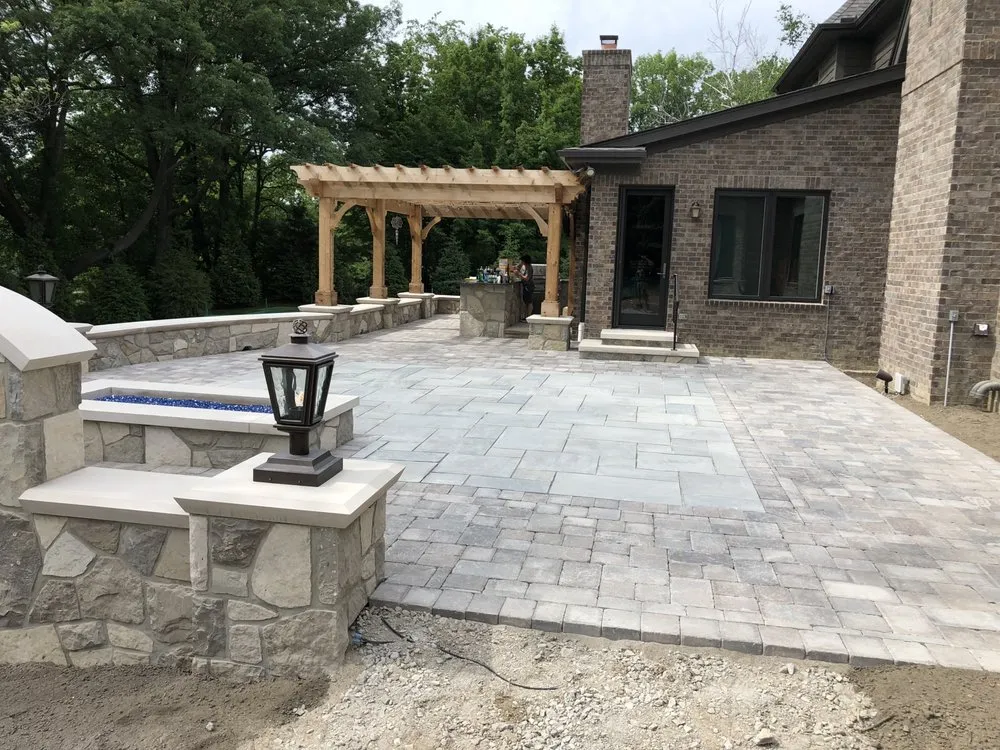 Top-rated yard maintenance for beautiful yards in Commerce, MI by Proscape