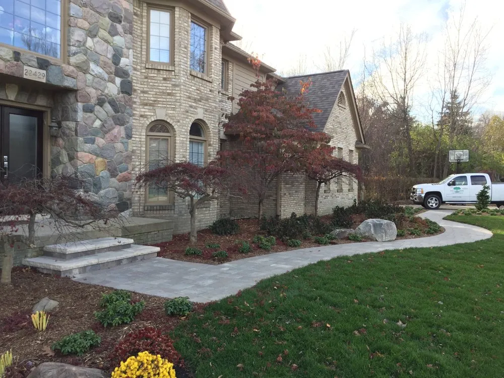 Expert yard maintenance experts serving Commerce, MI - Proscape