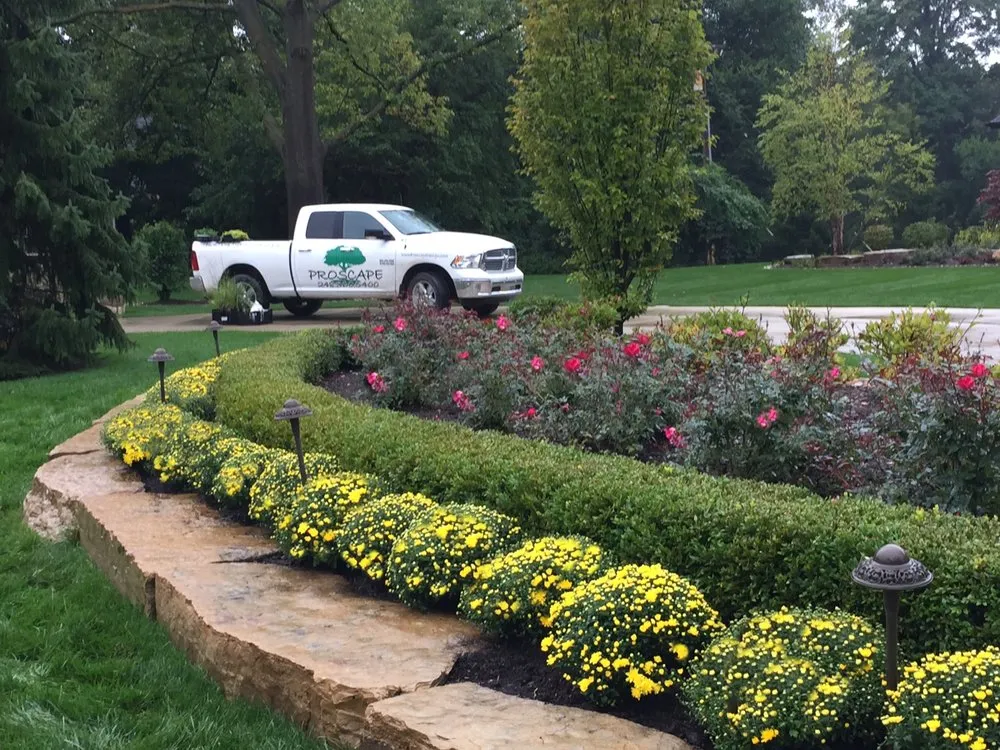Custom yard maintenance experts serving Commerce, MI - Proscape