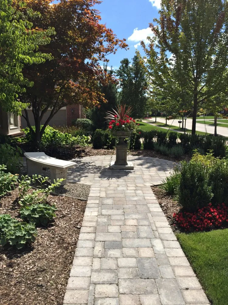Reliable lawn mowing service experts serving Commerce, MI - Proscape