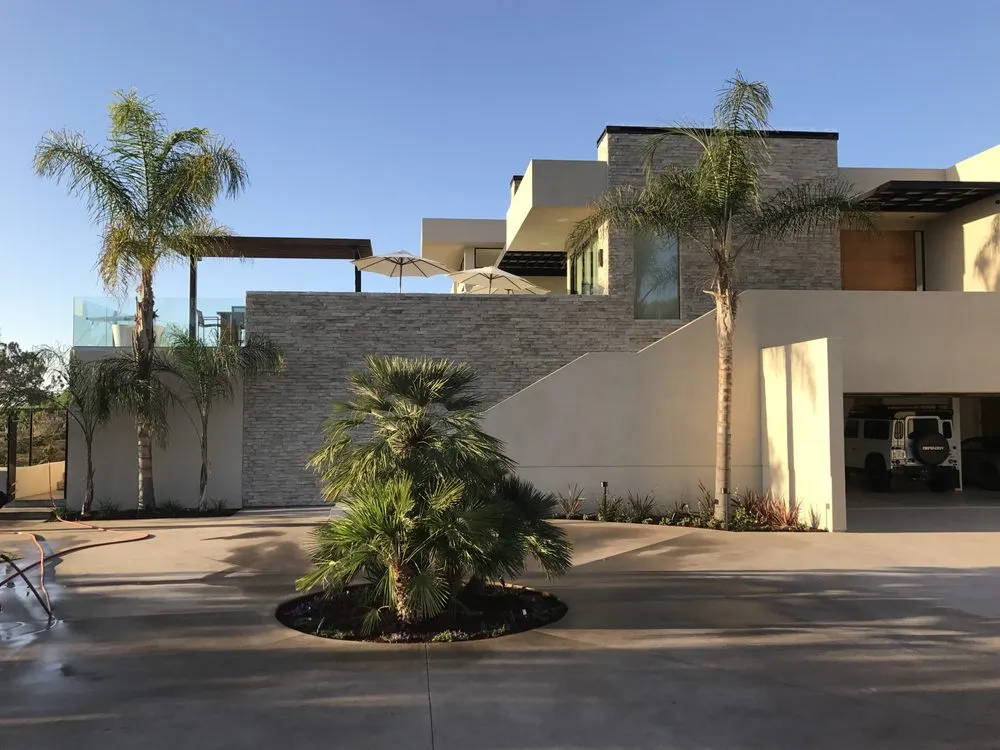 Custom residential landscaping experts serving La Jolla, CA - Proscape Holdings