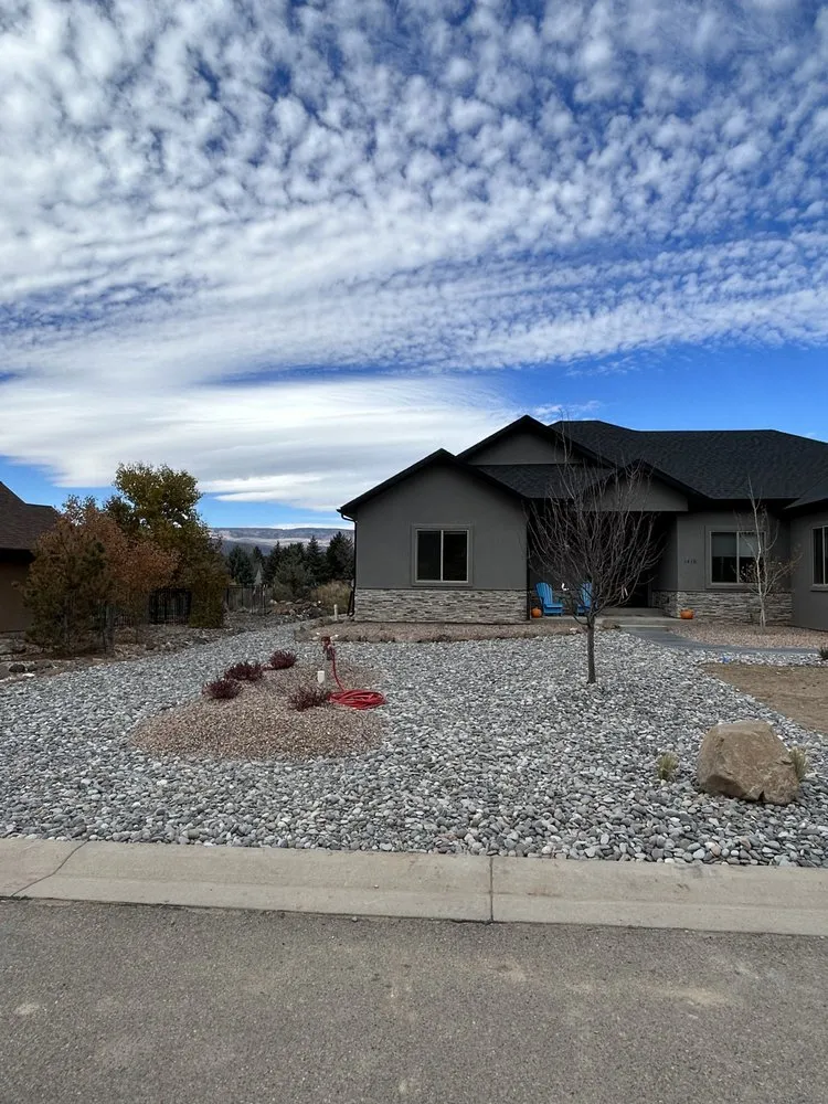 Custom lawn care service near you in Delta, CO by Proscape Lawn Care