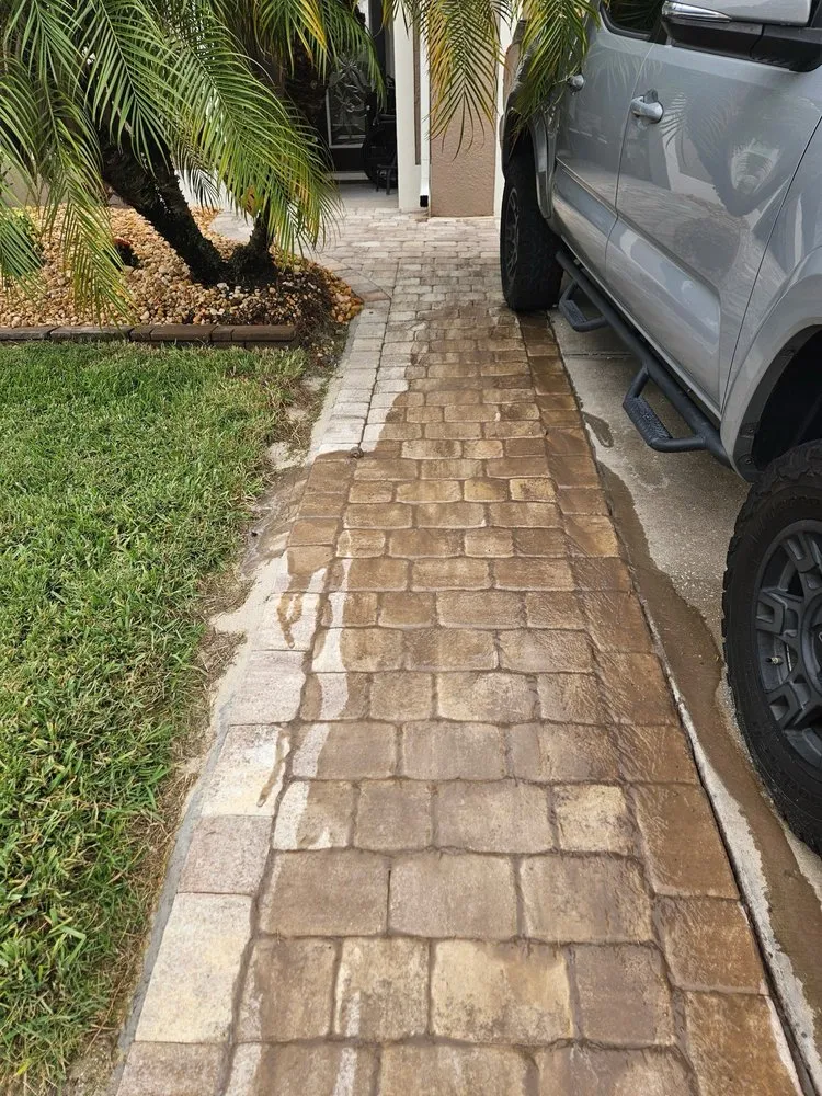 Affordable lawn mowing service in Titusville, FL - ProScape Solutions