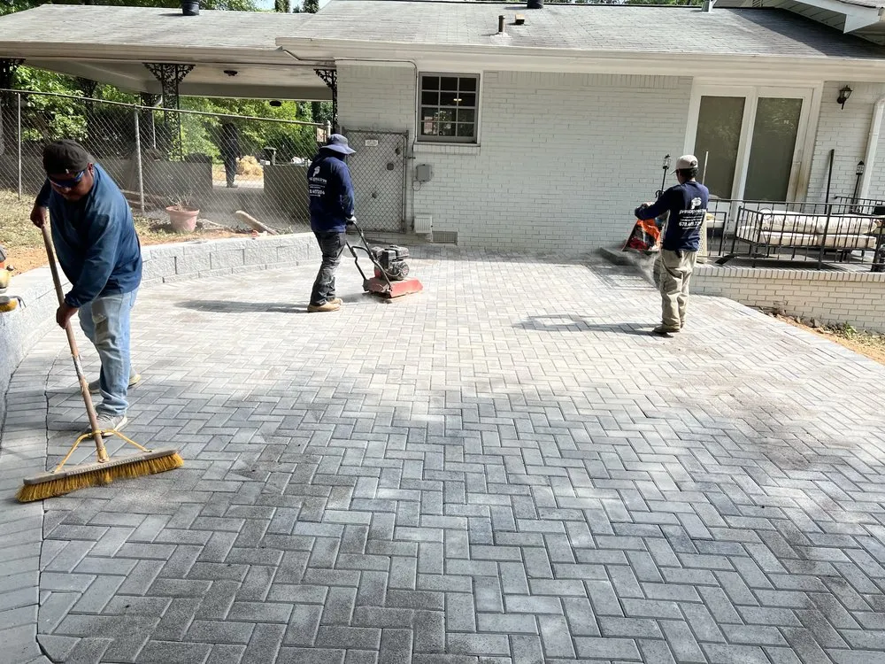 Top-rated yard maintenance experts serving Acworth, GA - Proscapes and Tree