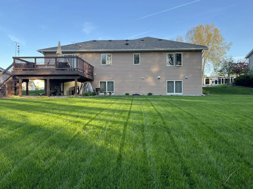 Affordable landscaping services experts serving Rochester, MN - Prosch Lawn Care