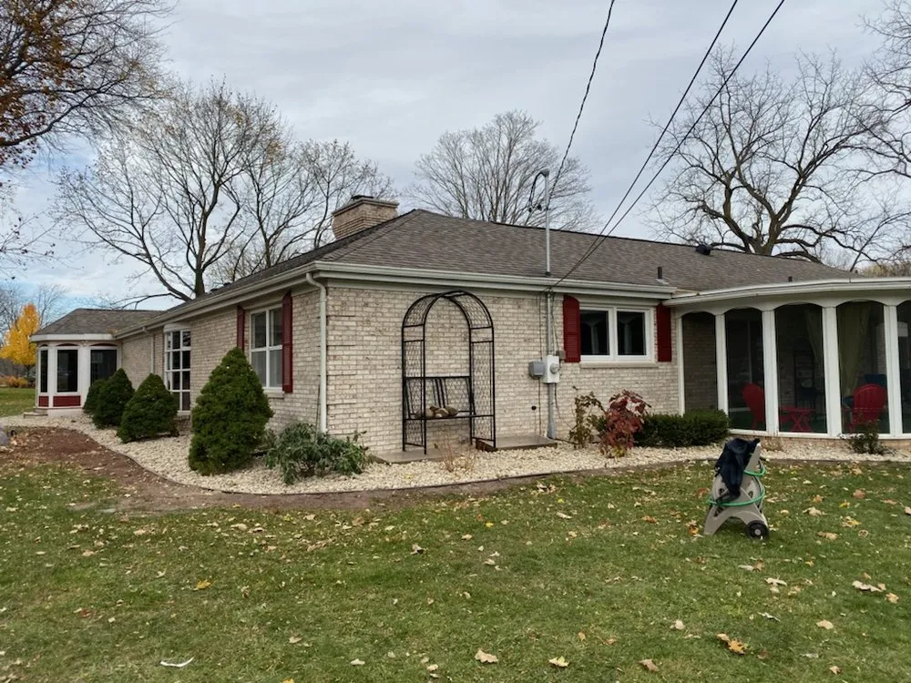 Custom lawn care service experts serving Weidman, MI - Proton Services