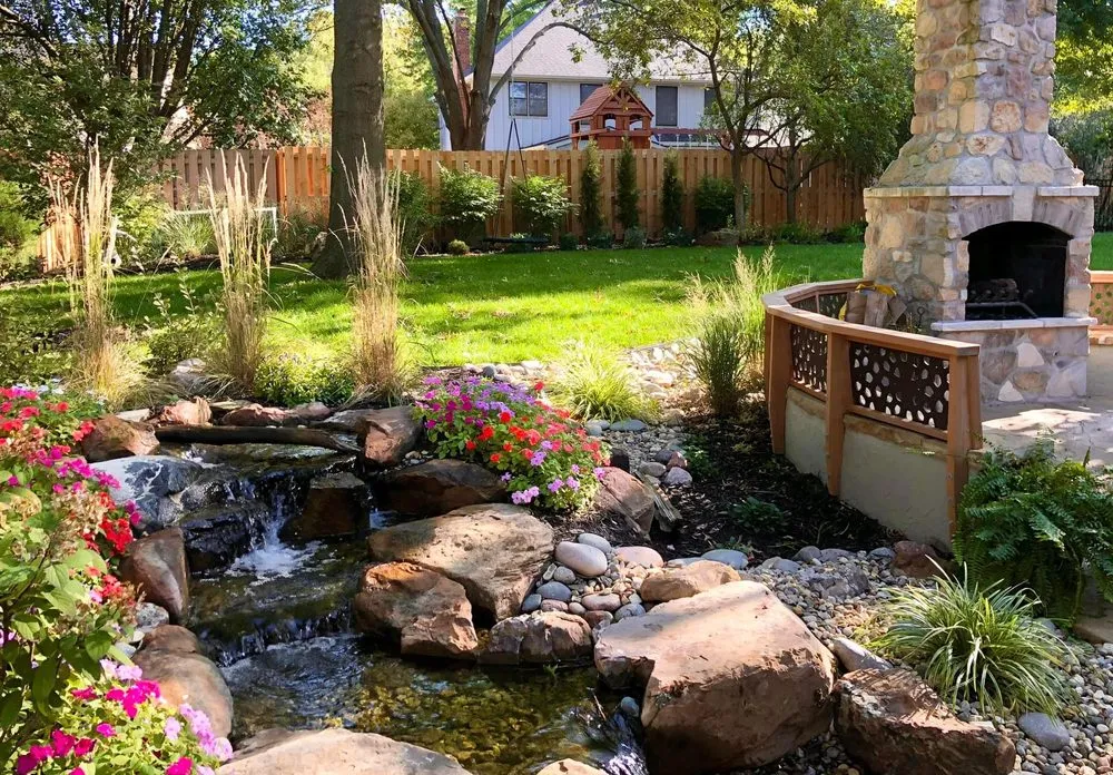 Trusted lawn care service experts serving Wauconda, IL - Proud Ponds