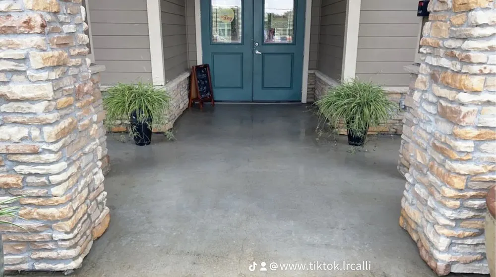 Top-rated lawn mowing service in Victoria, TX - Provide Services