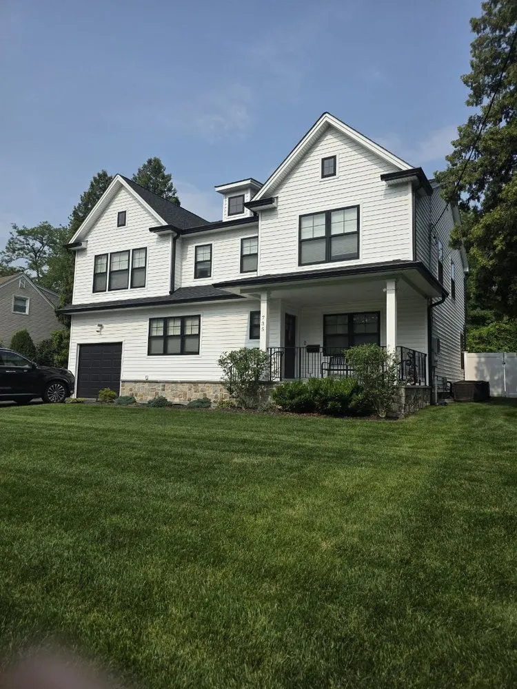 Expert lawn mowing service in Hackensack, NJ - Providence Lawn Service