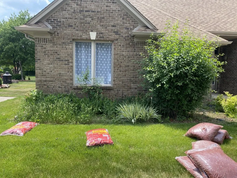 Custom outdoor landscaping in Detroit, MI - ProVision Lawn Services