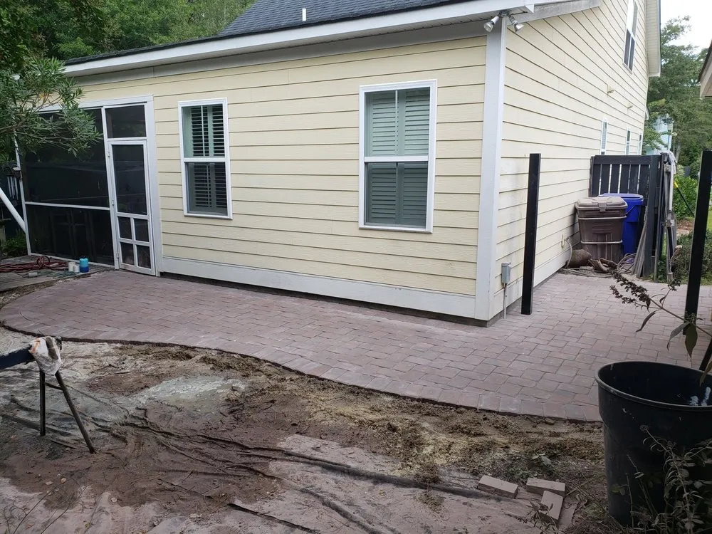 Reliable outdoor landscaping with custom design in Charleston, SC by Prowell Construction