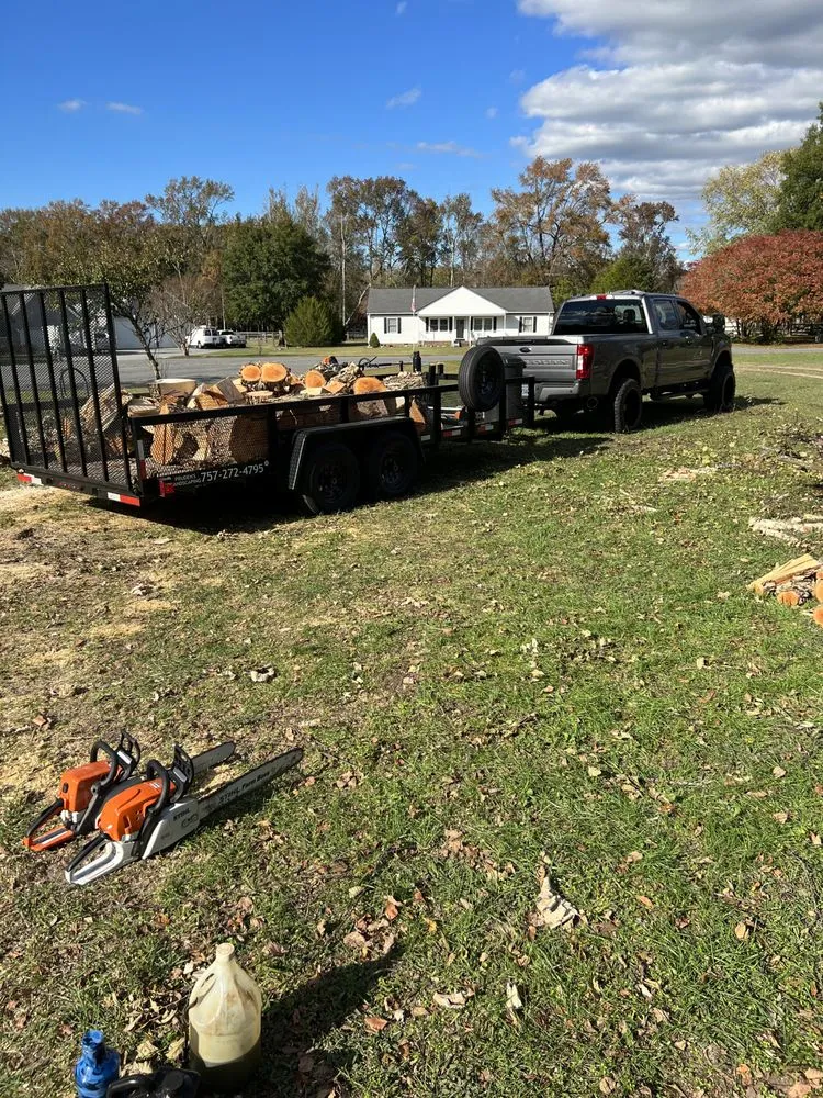 Professional residential landscaping for beautiful yards in Gloucester, VA by Pruden’s Landscaping