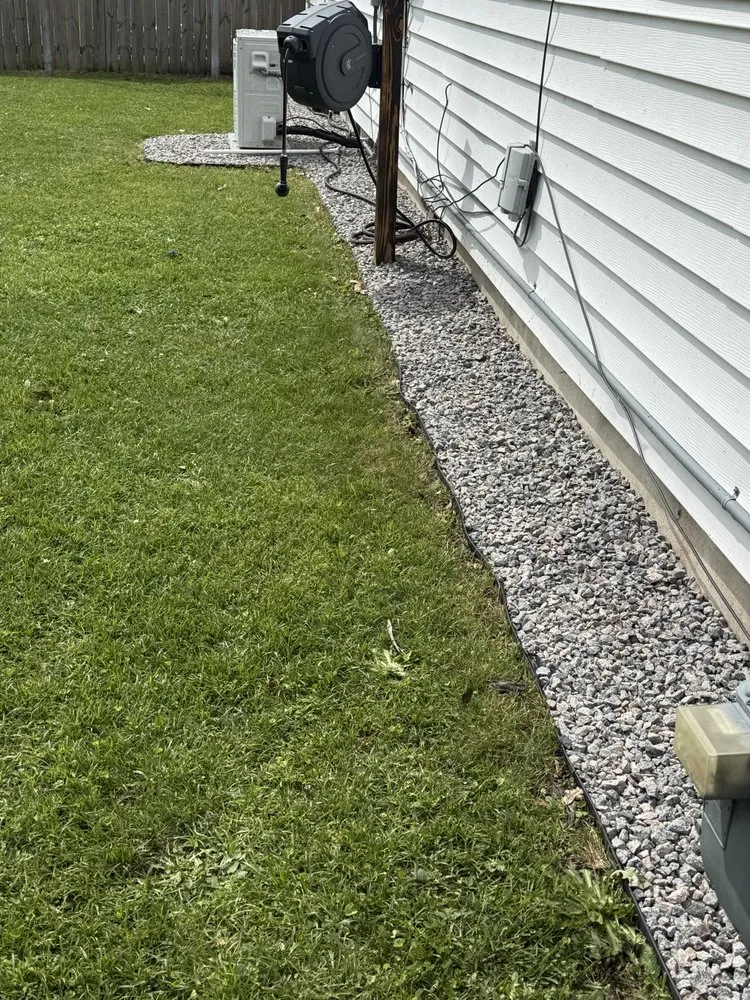 Custom outdoor landscaping in Newport News, VA by Pruett’s Lawn Service