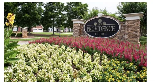 Pruitt Lawn Service Logo