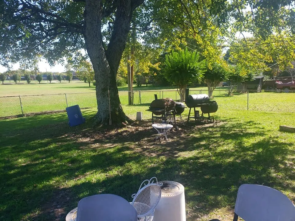 Custom yard cleanup service experts serving Chattanooga, TN - Pruitt's Affordable Lawn Care