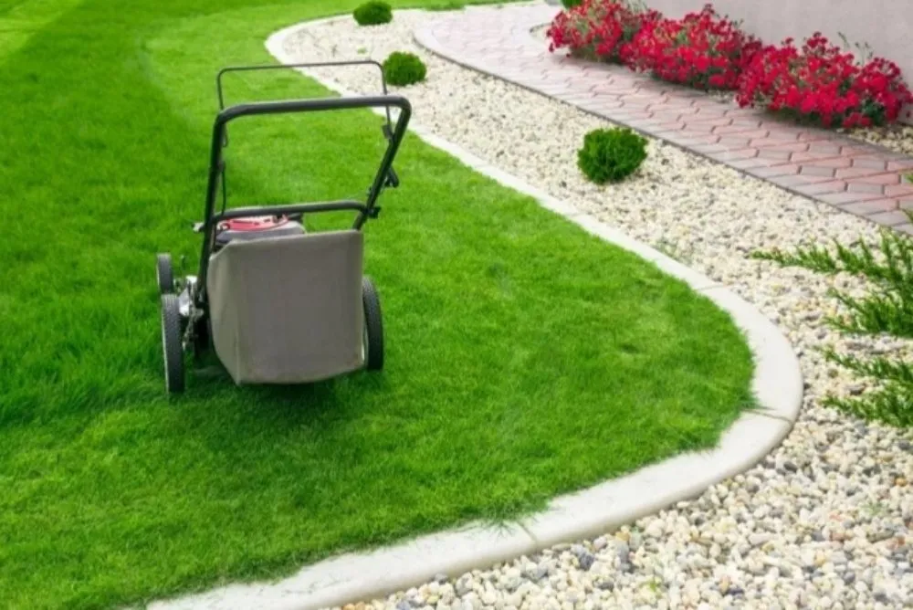 Expert landscape design experts serving Ellijay, GA - Pryor And Sons Landscaping&Pressure Washing