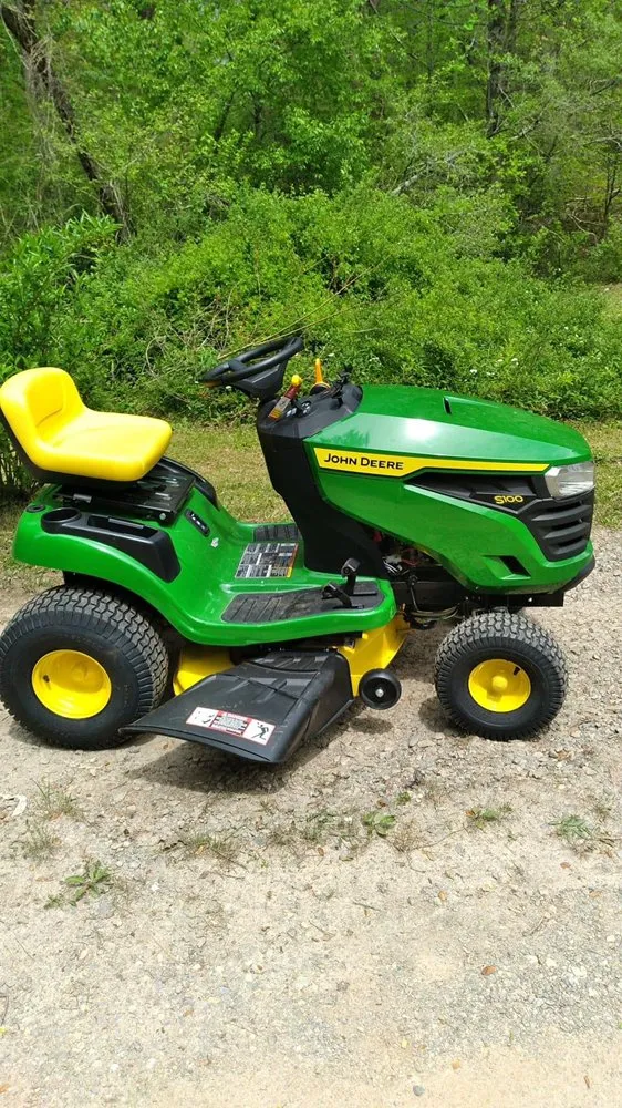 Trusted yard maintenance experts serving Ellijay, GA - Pryor And Sons Landscaping&Pressure Washing