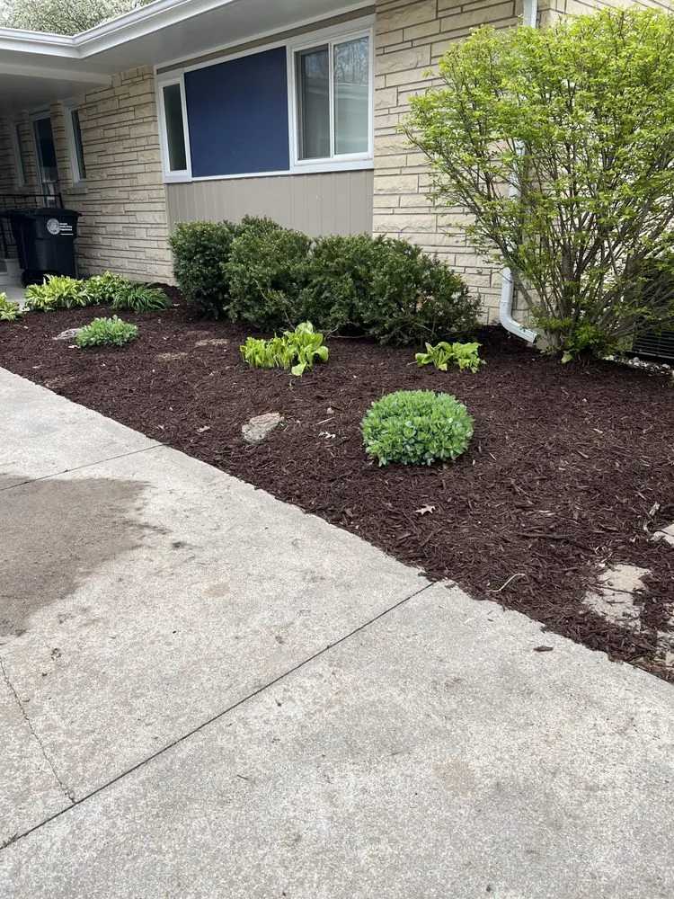 Professional garden landscaping for homes across Omaha, NE - Ps Landscaping