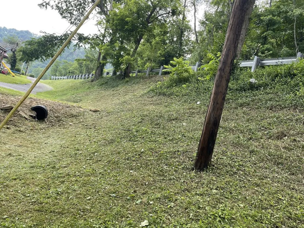 Affordable outdoor landscaping in Pineville, WV by PS Mowing