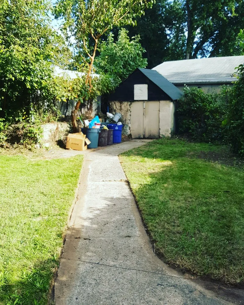 Custom lawn mowing service for residential properties in East Rutherford, NJ by PSD Landscape & Contracting