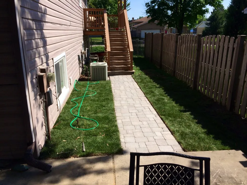 Reliable garden landscaping experts serving Addison, IL - PTL Landscsaping & Maintenance