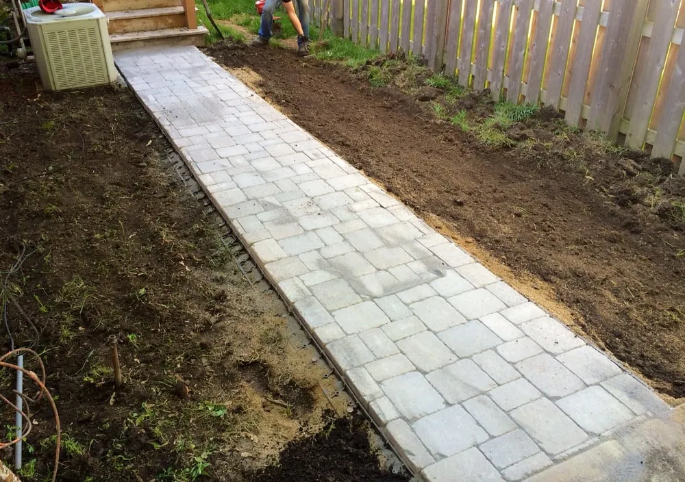 Expert landscape installation experts serving Addison, IL - PTL Landscsaping & Maintenance