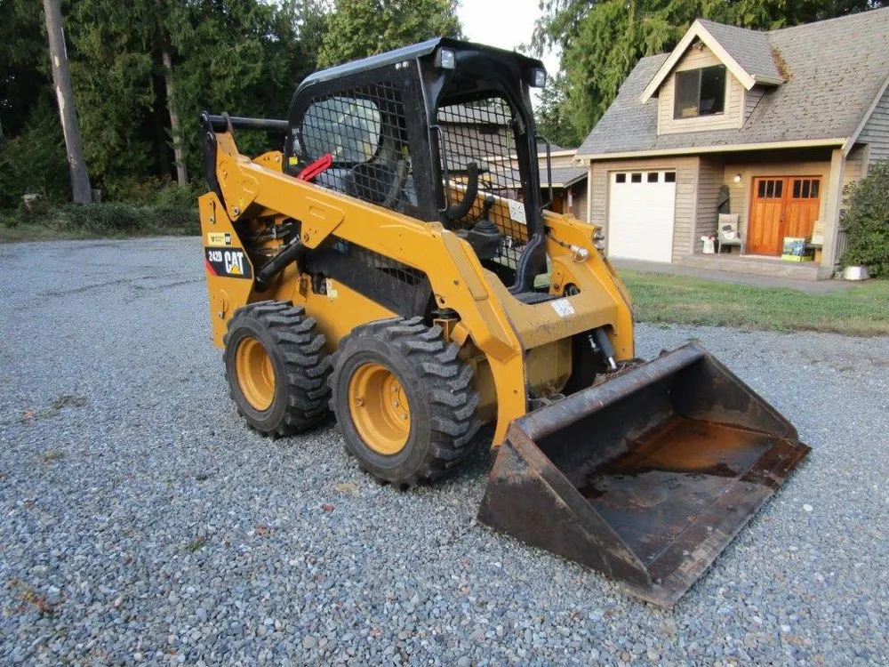 Local lawn mowing service in Black Diamond, WA - Public Tractor