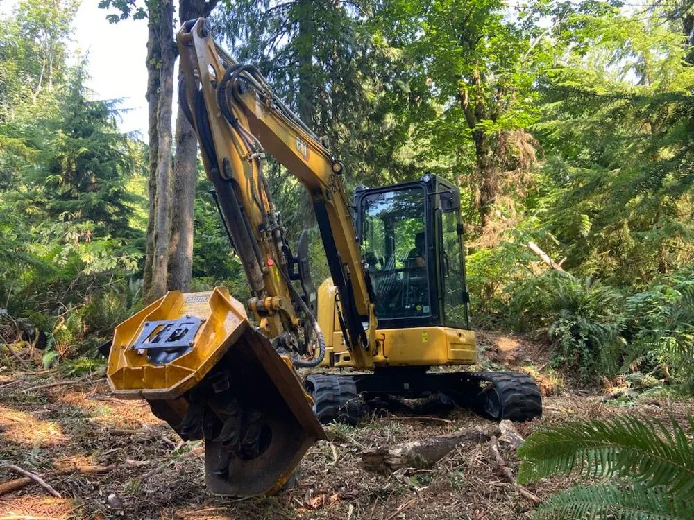 Affordable lawn mowing service experts serving Black Diamond, WA - Public Tractor