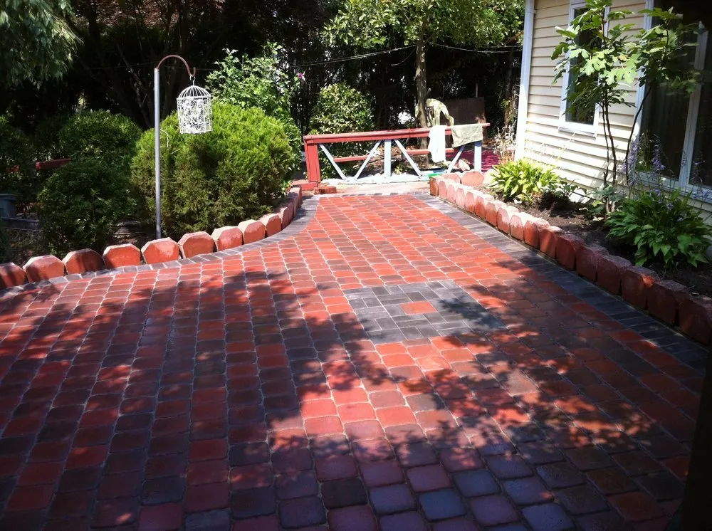 Top-rated garden landscaping experts serving Berkeley Township, NJ - Puertos Pavers