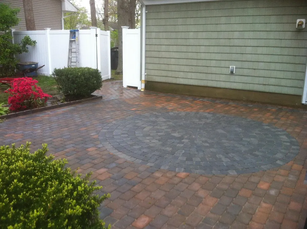 Affordable outdoor landscaping experts serving Berkeley Township, NJ - Puertos Pavers