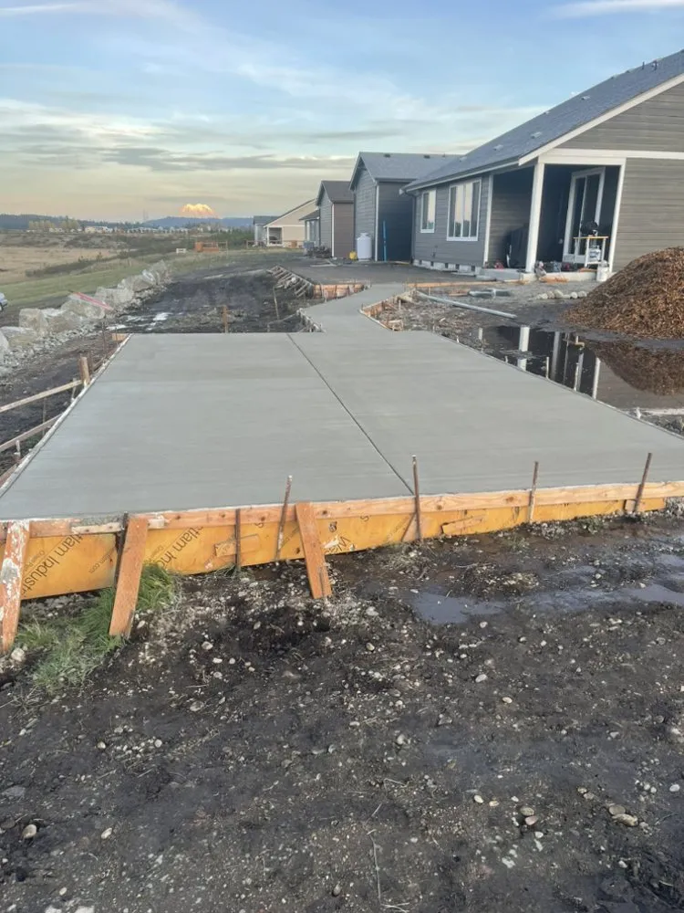 Professional lawn care service experts serving Olympia, WA - Puget Sound Landscape & Supply