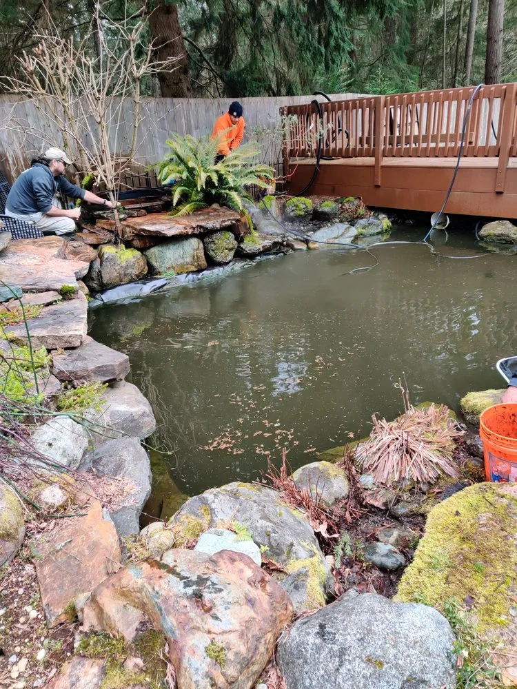 Affordable lawn mowing service for year-round maintenance across Seattle, WA - Puget Sound Ponds