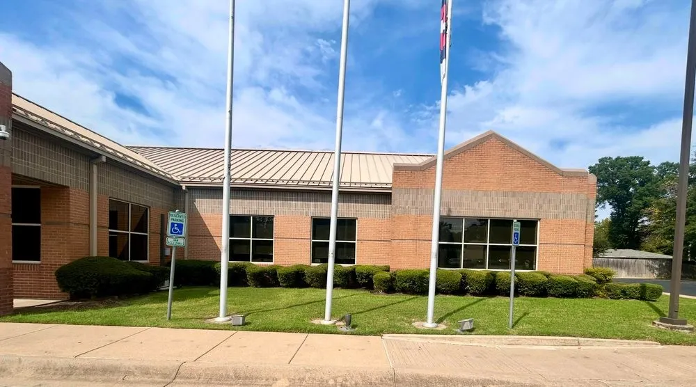 Trusted garden landscaping for residential properties in Memphis, TN by Pugh's EarthWorks Memphis