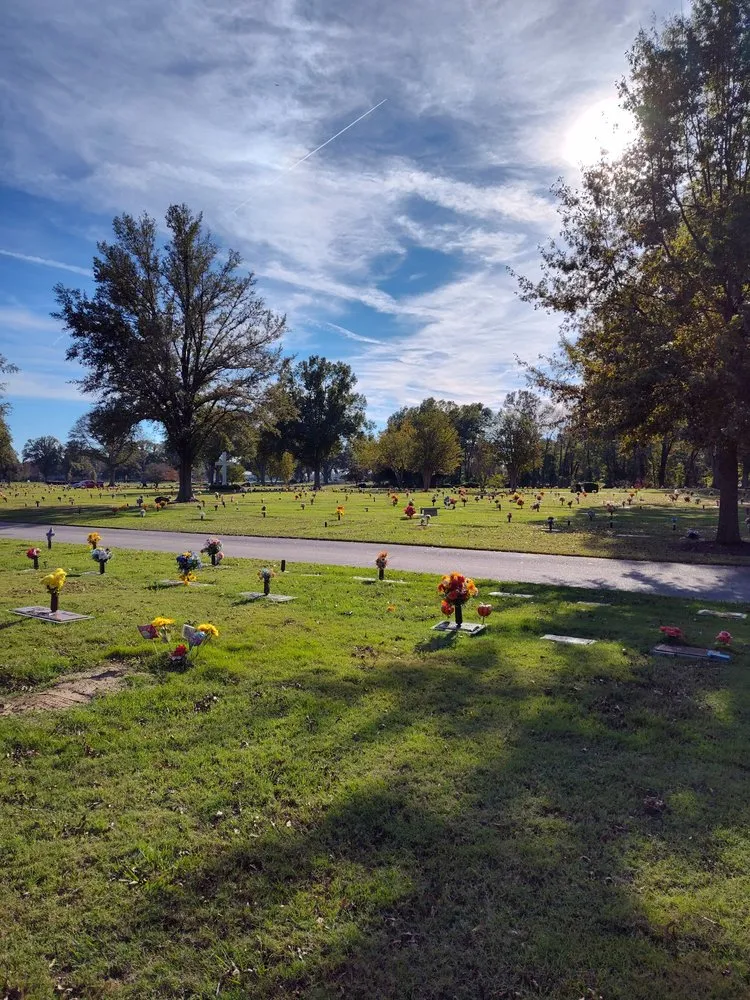 Expert yard maintenance for outdoor upgrades across Memphis, TN - Pugh's EarthWorks Memphis