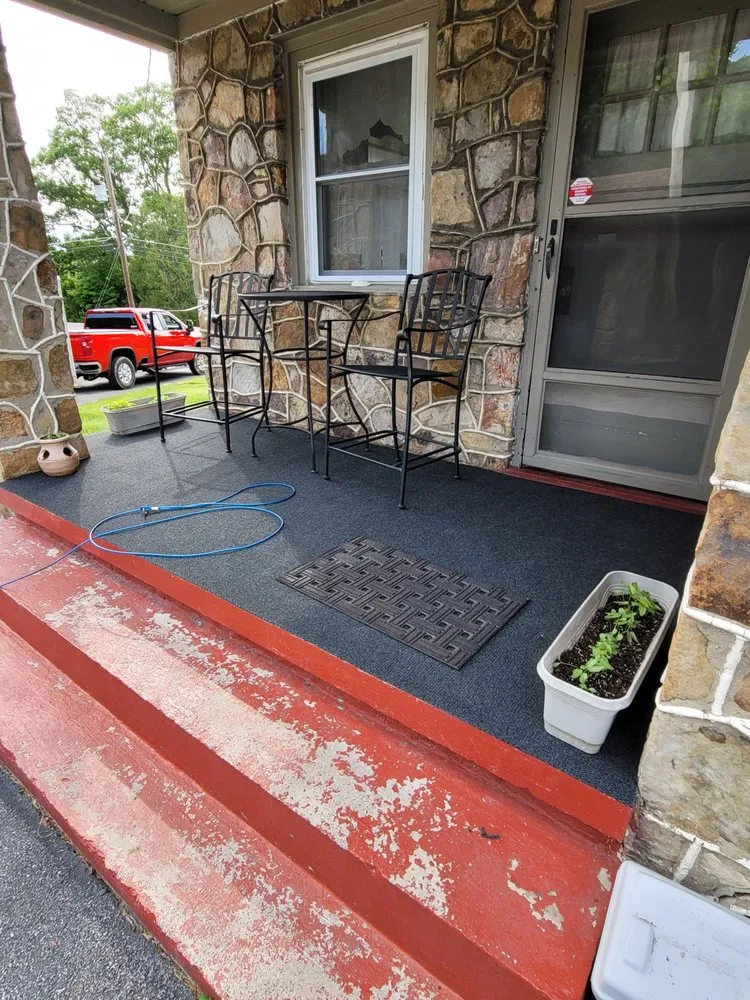 Local landscaping services for beautiful yards across Bluefield, VA - Pugh's General Contracting