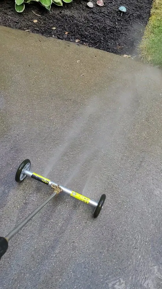 Affordable lawn mowing service with custom design in Bluefield, VA by Pugh's General Contracting