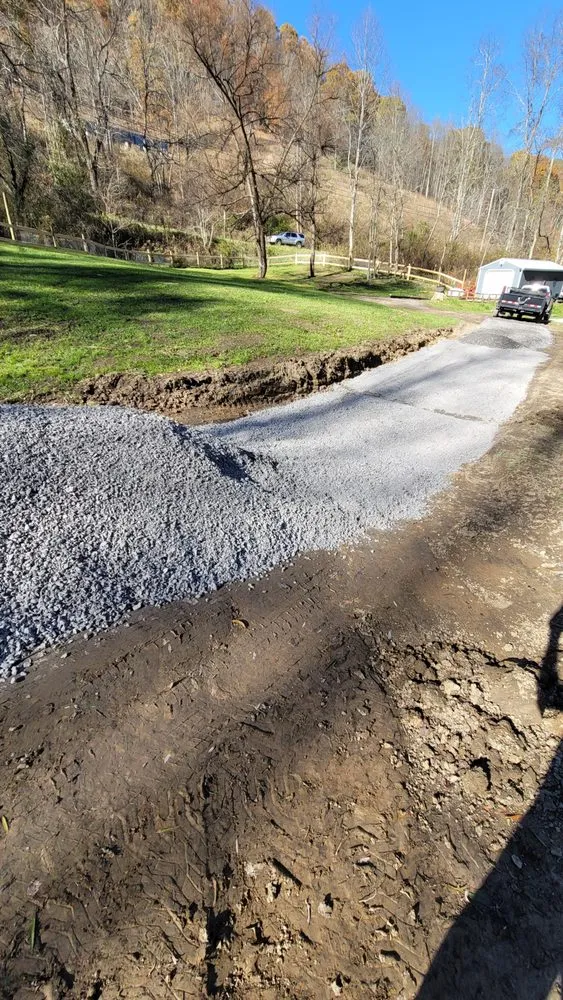 Trusted lawn care service in Bluefield, VA - Pugh's General Contracting